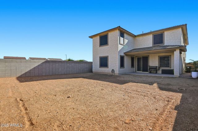 18156 W LARKSPUR Drive, Goodyear, AZ 85338