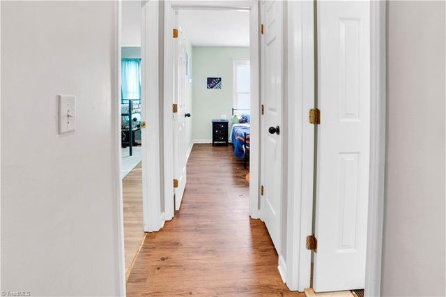 966 Chatfield Drive, Jamestown, NC 27282