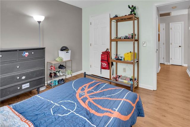 966 Chatfield Drive, Jamestown, NC 27282