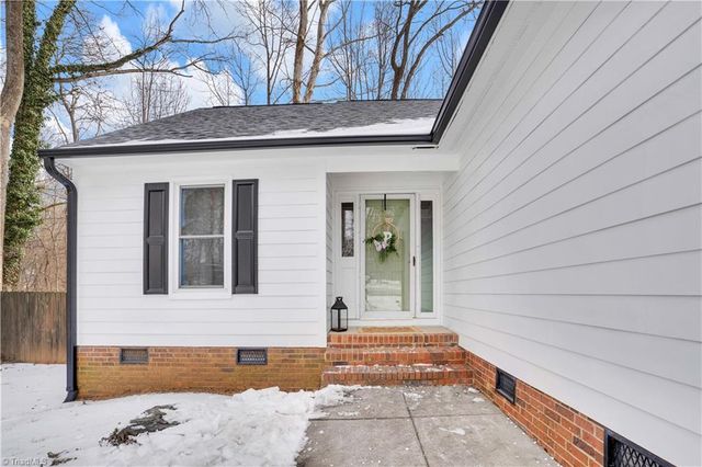 966 Chatfield Drive, Jamestown, NC 27282