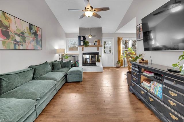 966 Chatfield Drive, Jamestown, NC 27282