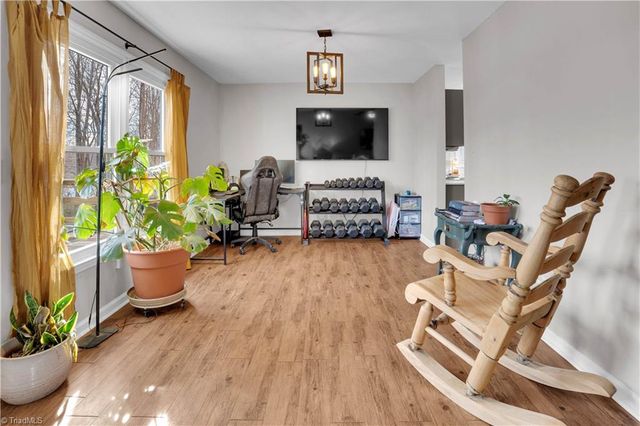 966 Chatfield Drive, Jamestown, NC 27282