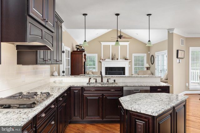 243 SUMMERFIELD DR, Winchester, VA 22602