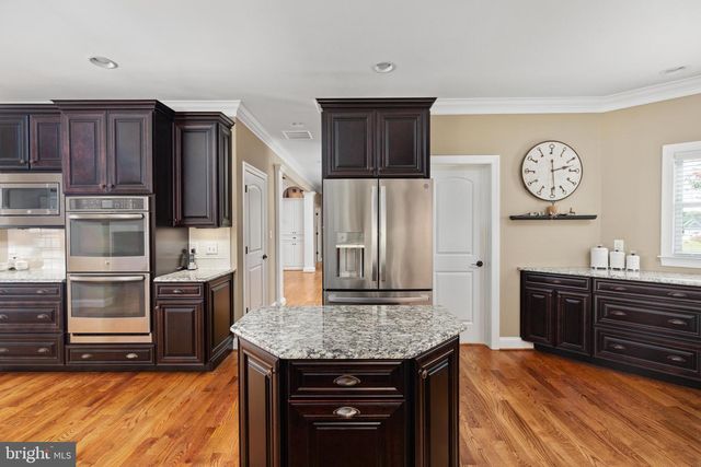 243 SUMMERFIELD DR, Winchester, VA 22602