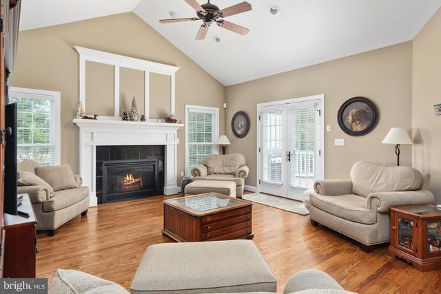243 SUMMERFIELD DR, Winchester, VA 22602