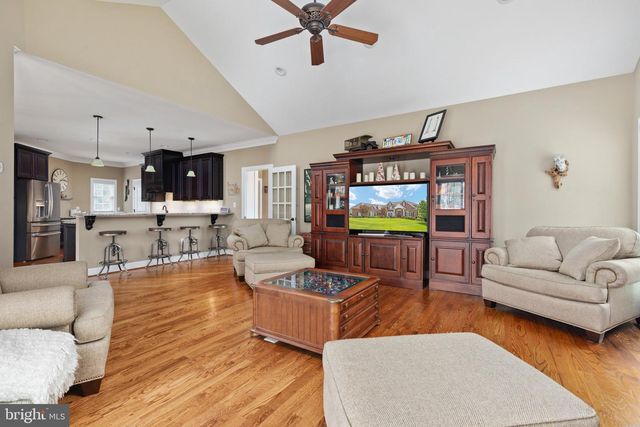 243 SUMMERFIELD DR, Winchester, VA 22602