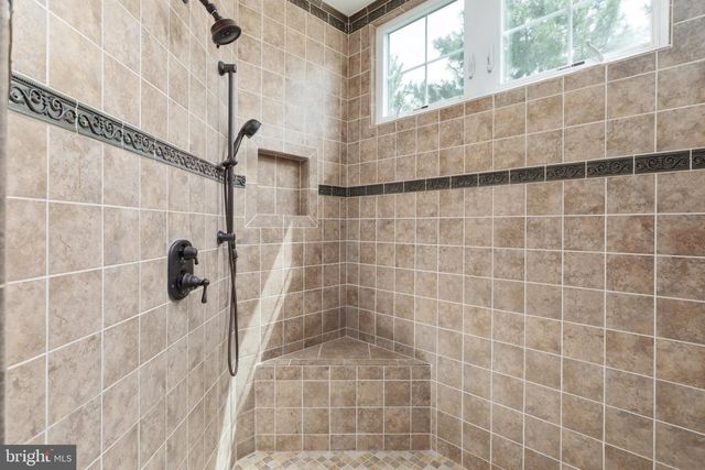 243 SUMMERFIELD DR, Winchester, VA 22602