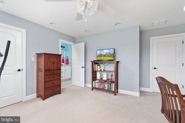 243 SUMMERFIELD DR, Winchester, VA 22602