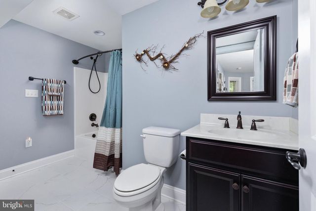 243 SUMMERFIELD DR, Winchester, VA 22602