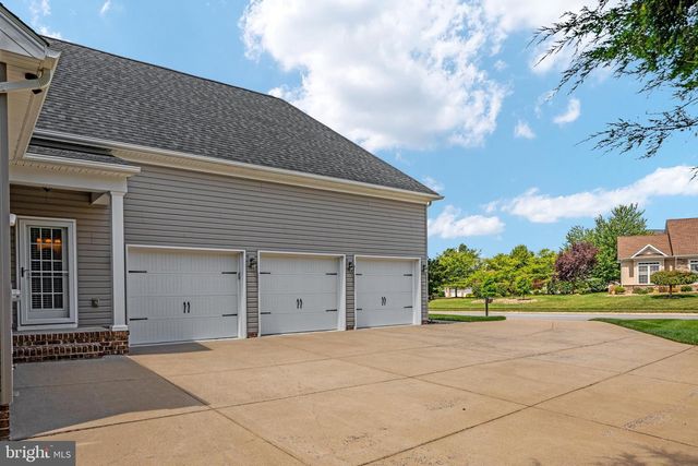243 SUMMERFIELD DR, Winchester, VA 22602