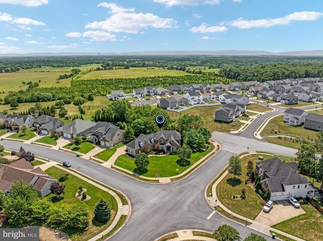 243 SUMMERFIELD DR, Winchester, VA 22602