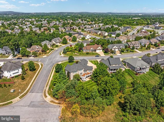 243 SUMMERFIELD DR, Winchester, VA 22602