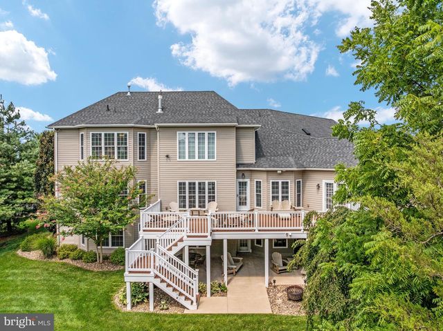 243 SUMMERFIELD DR, Winchester, VA 22602