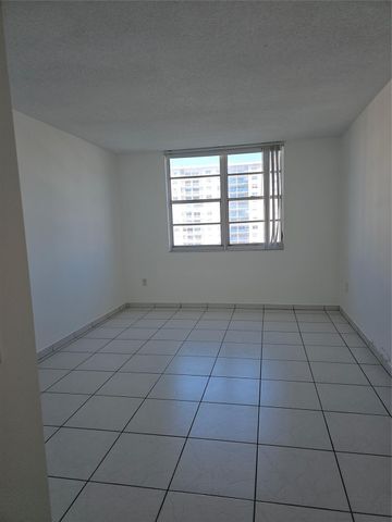 500 BAYVIEW Drive 817, Sunny Isles Beach, FL 33160