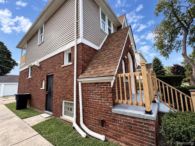 5727 Buckingham Avenue, Detroit, MI 48224