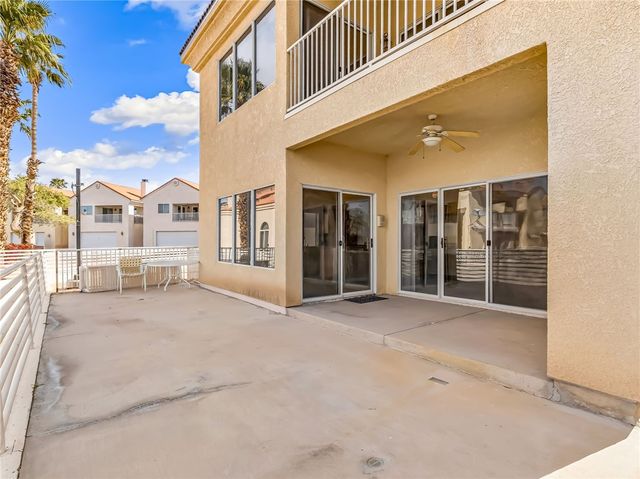 1825 East Shore Villas Drive 18, Bullhead City, AZ 86442