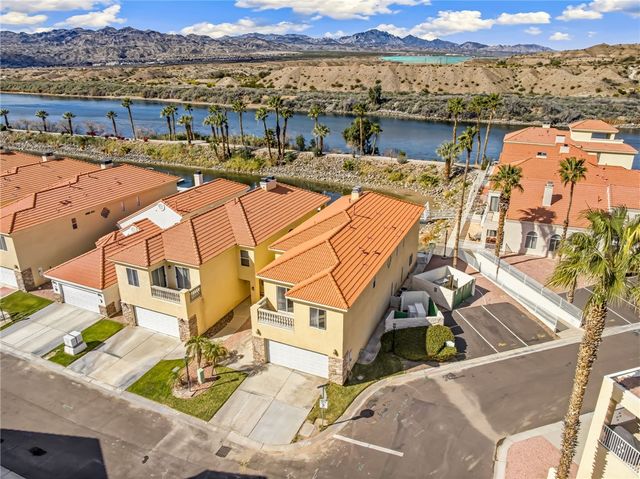 1825 East Shore Villas Drive 18, Bullhead City, AZ 86442