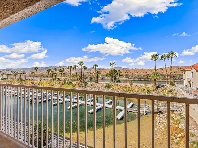 1825 East Shore Villas Drive 18, Bullhead City, AZ 86442
