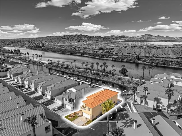 1825 East Shore Villas Drive 18, Bullhead City, AZ 86442