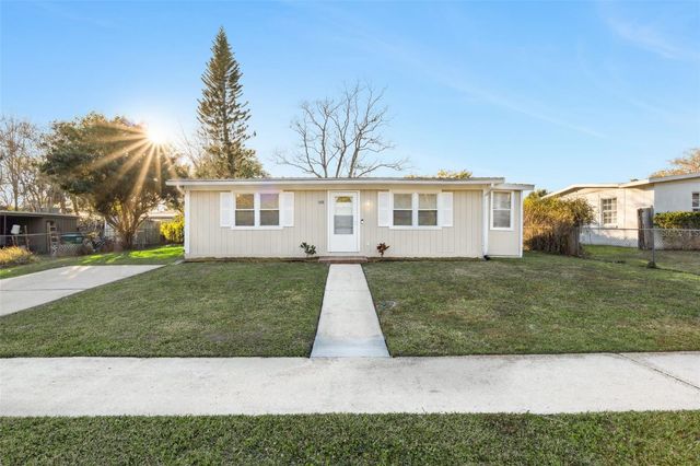 1576 ZINNIA DRIVE, Deltona, FL 32725