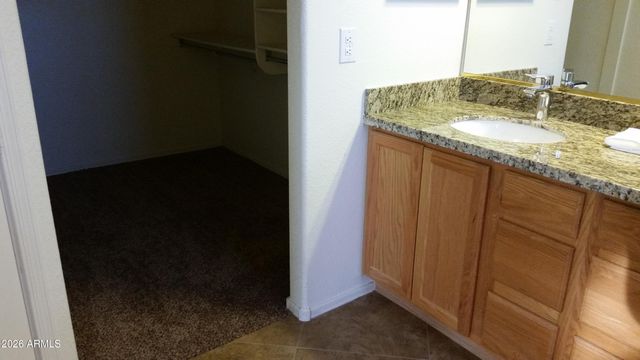 15325 W Honeysuckle Lane, Surprise, AZ 85374