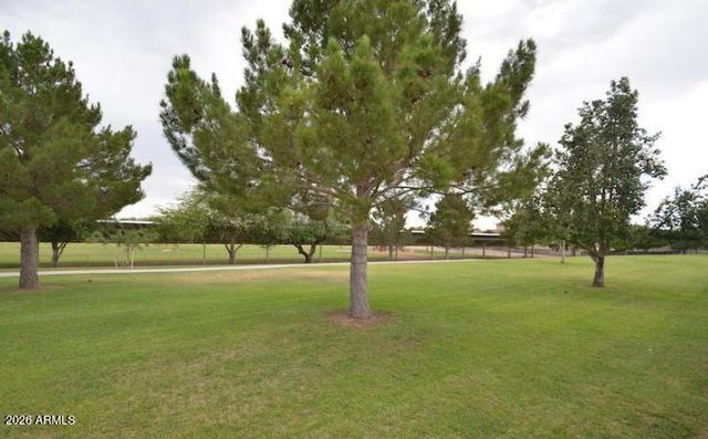15325 W Honeysuckle Lane, Surprise, AZ 85374