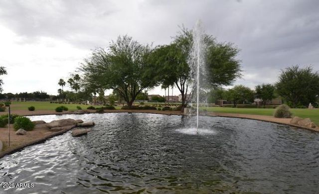 15325 W Honeysuckle Lane, Surprise, AZ 85374