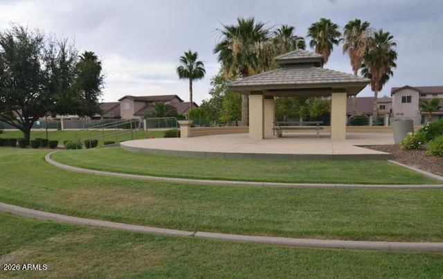 15325 W Honeysuckle Lane, Surprise, AZ 85374
