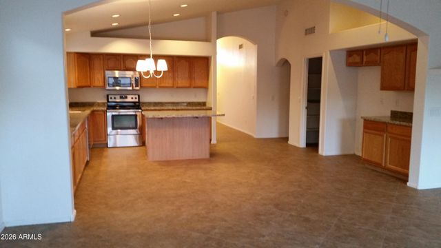15325 W Honeysuckle Lane, Surprise, AZ 85374