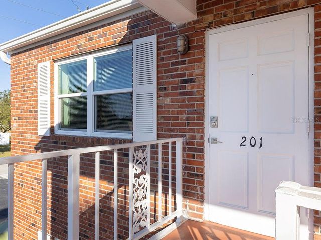 380 BASE AVENUE E 201, Venice, FL 34285