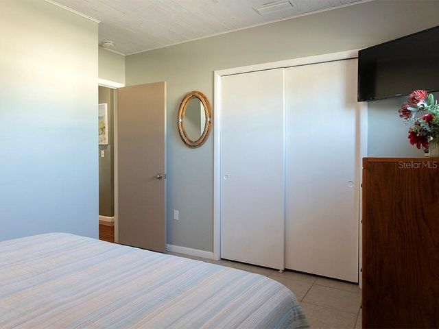 380 BASE AVENUE E 201, Venice, FL 34285