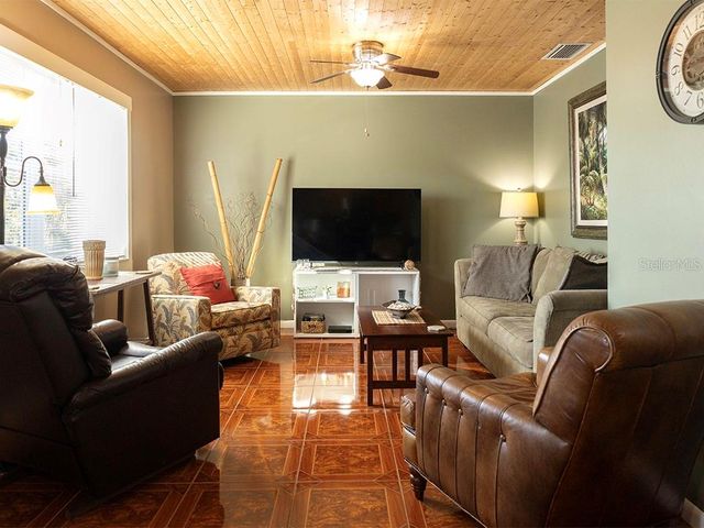 380 BASE AVENUE E 201, Venice, FL 34285