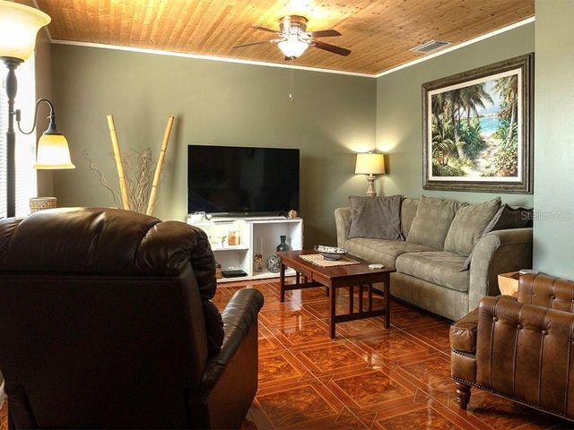 380 BASE AVENUE E 201, Venice, FL 34285