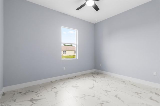 2818 42 nd ST, Lehigh Acres, FL 33976