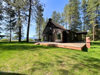 949 Fitzpatrick Rd, Bonners Ferry, ID 83805