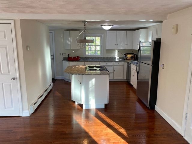 14 Andersen Ave, Sandwich, MA 02537