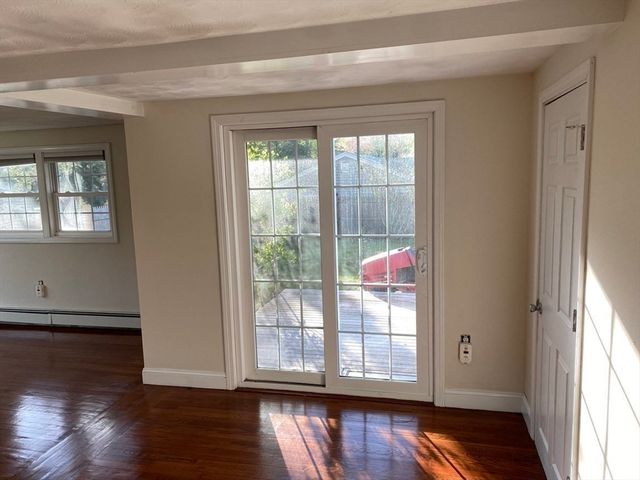 14 Andersen Ave, Sandwich, MA 02537