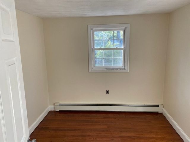 14 Andersen Ave, Sandwich, MA 02537