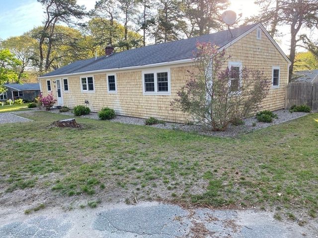 14 Andersen Ave, Sandwich, MA 02537