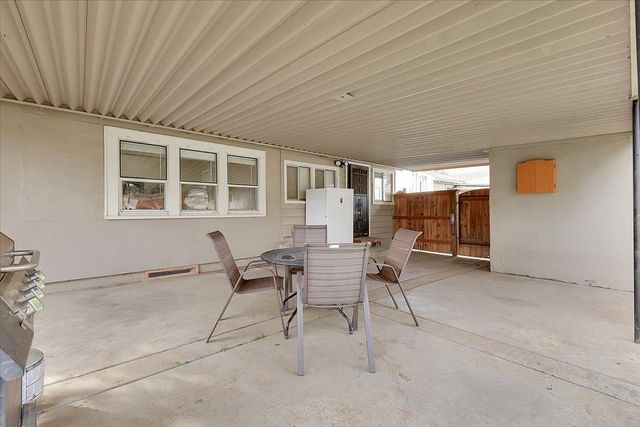 733 Olive St, Yuba City, CA 95991