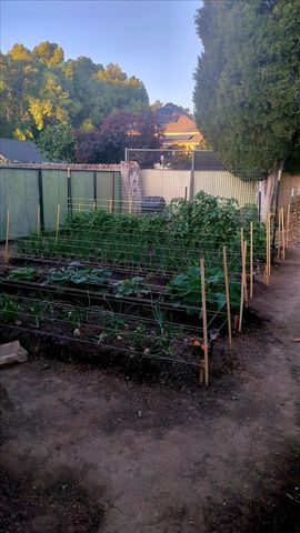 733 Olive St, Yuba City, CA 95991