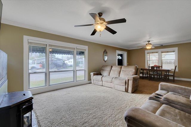 733 Olive St, Yuba City, CA 95991