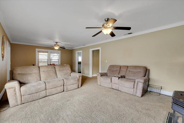 733 Olive St, Yuba City, CA 95991