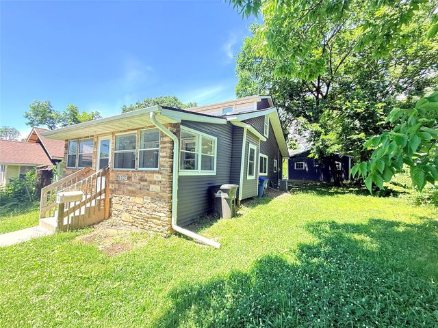 1127 Oak Park Avenue, Des Moines, IA 50313