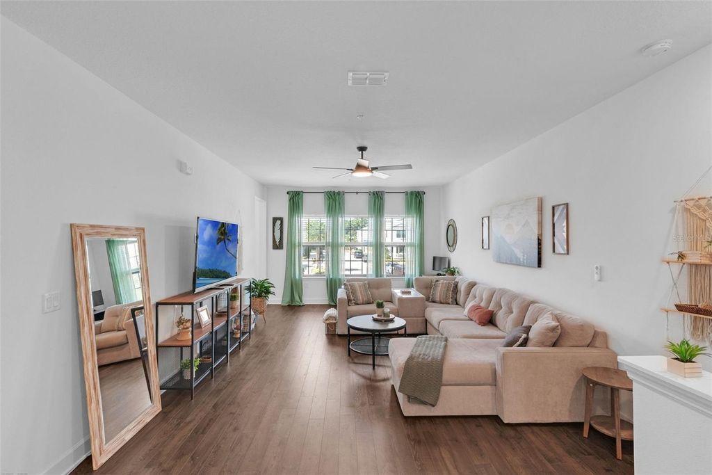 Image 14 of property listing at 1254 SPOTTED SANDPIPER LOOP, Winter Springs, FL 32708