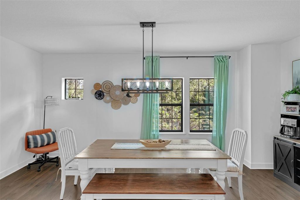 Image 20 of property listing at 1254 SPOTTED SANDPIPER LOOP, Winter Springs, FL 32708