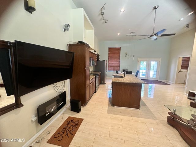 291 S Park Grove Lane, Gilbert, AZ 85296