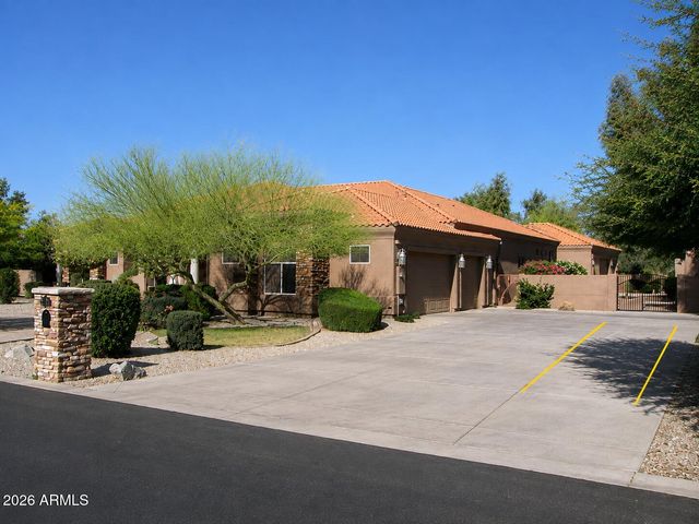 291 S Park Grove Lane, Gilbert, AZ 85296