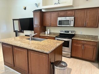291 S Park Grove Lane, Gilbert, AZ 85296
