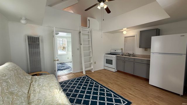 2408 N West Shafer Drive, Monticello, IN 47960